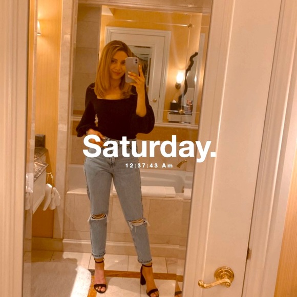 Meet your Posher, Berenice - Picture 1 of 1